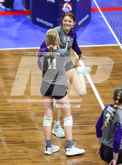 Thumbnail 1 in Rye vs. Del Norte (CHSAA 2A First Round Elimination Bracket) photogallery.
