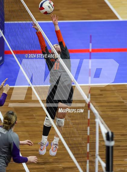 Thumbnail 2 in Rye vs. Del Norte (CHSAA 2A First Round Elimination Bracket) photogallery.