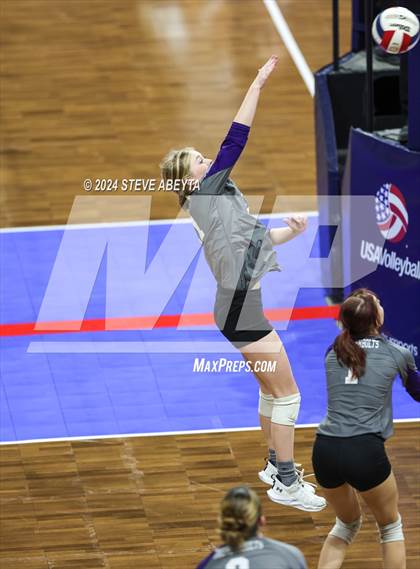 Thumbnail 3 in Rye vs. Del Norte (CHSAA 2A First Round Elimination Bracket) photogallery.