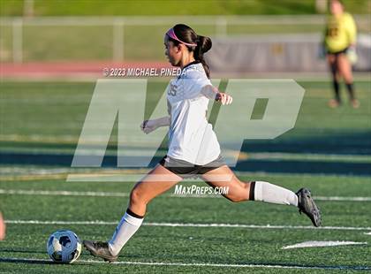 Thumbnail 1 in Cerritos @ Portola photogallery.