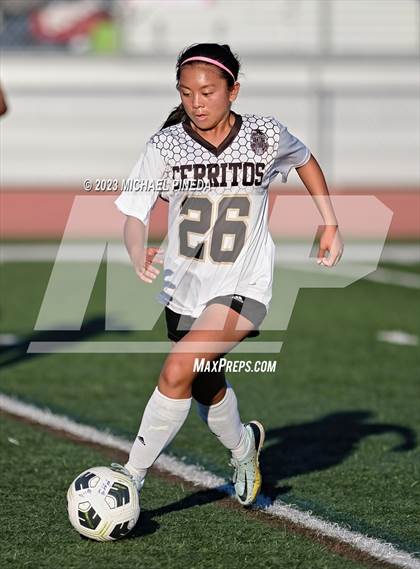 Thumbnail 1 in Cerritos @ Portola photogallery.