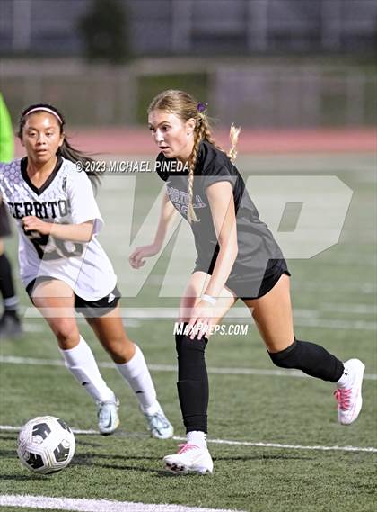 Thumbnail 1 in Cerritos @ Portola photogallery.