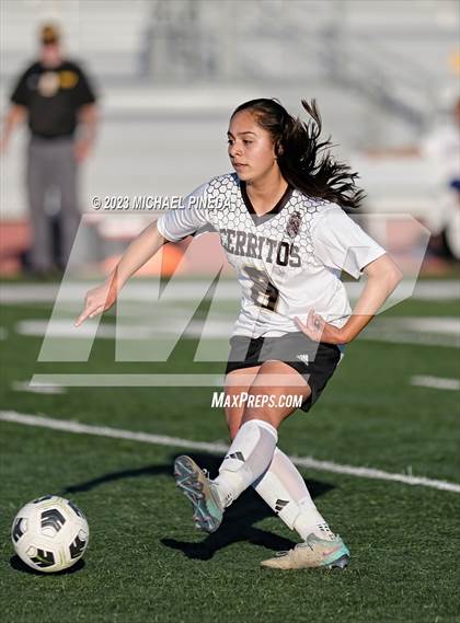 Thumbnail 3 in Cerritos @ Portola photogallery.