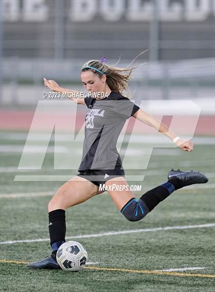 Thumbnail 1 in Cerritos @ Portola photogallery.