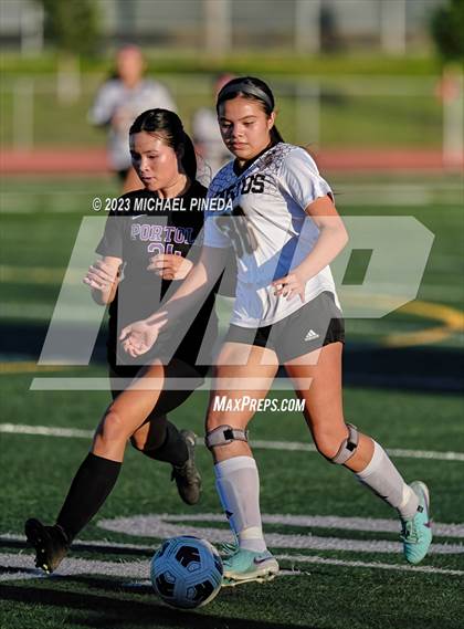 Thumbnail 2 in Cerritos @ Portola photogallery.