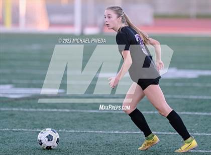 Thumbnail 1 in Cerritos @ Portola photogallery.