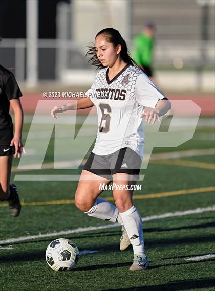 Thumbnail 3 in Cerritos @ Portola photogallery.