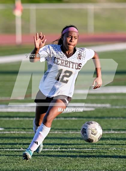 Thumbnail 1 in Cerritos @ Portola photogallery.