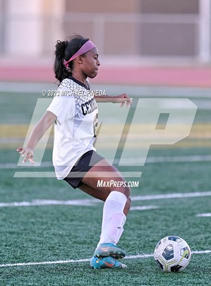 Thumbnail 1 in Cerritos @ Portola photogallery.