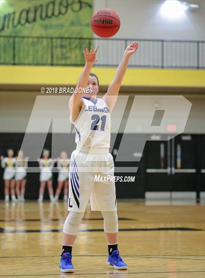 Thumbnail 1 in Lebanon vs. Gallatin (TSSAA District 9-AAA Quarterfinal) photogallery.