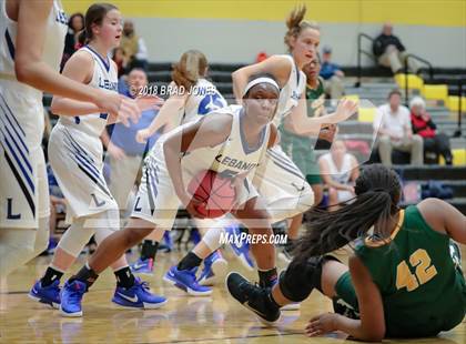 Thumbnail 3 in Lebanon vs. Gallatin (TSSAA District 9-AAA Quarterfinal) photogallery.