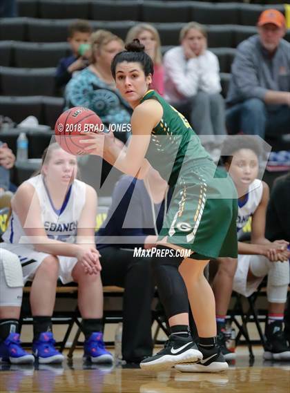 Thumbnail 2 in Lebanon vs. Gallatin (TSSAA District 9-AAA Quarterfinal) photogallery.