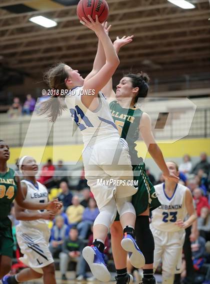 Thumbnail 2 in Lebanon vs. Gallatin (TSSAA District 9-AAA Quarterfinal) photogallery.