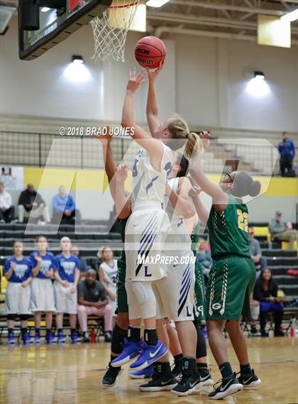 Thumbnail 3 in Lebanon vs. Gallatin (TSSAA District 9-AAA Quarterfinal) photogallery.