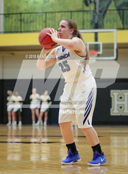 Thumbnail 1 in Lebanon vs. Gallatin (TSSAA District 9-AAA Quarterfinal) photogallery.