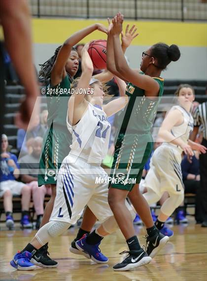 Thumbnail 3 in Lebanon vs. Gallatin (TSSAA District 9-AAA Quarterfinal) photogallery.