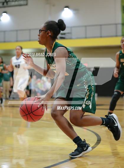 Thumbnail 2 in Lebanon vs. Gallatin (TSSAA District 9-AAA Quarterfinal) photogallery.