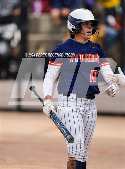 Thumbnail 3 in Greeley West vs Legend (CHSAA 5A Round of 16) photogallery.