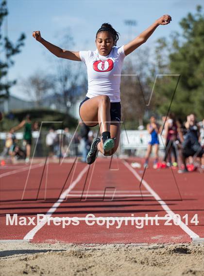 Thumbnail 2 in Trabuco Hills Invitational and Distance Carnival  photogallery.