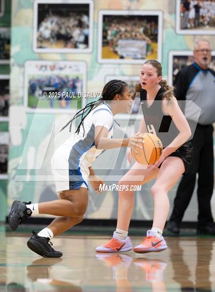 Thumbnail 3 in Chatfield vs. Grandview (CV/TR Tip-Off Tourney) photogallery.