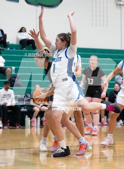 Thumbnail 1 in Chatfield vs. Grandview (CV/TR Tip-Off Tourney) photogallery.