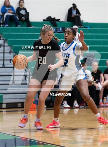 Thumbnail 3 in Chatfield vs. Grandview (CV/TR Tip-Off Tourney) photogallery.