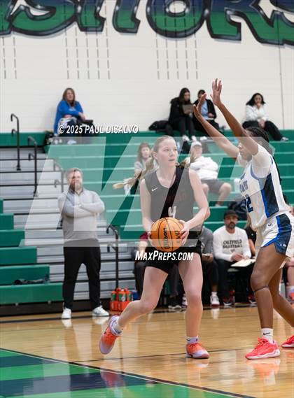 Thumbnail 1 in Chatfield vs. Grandview (CV/TR Tip-Off Tourney) photogallery.