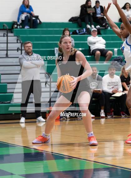Thumbnail 3 in Chatfield vs. Grandview (CV/TR Tip-Off Tourney) photogallery.