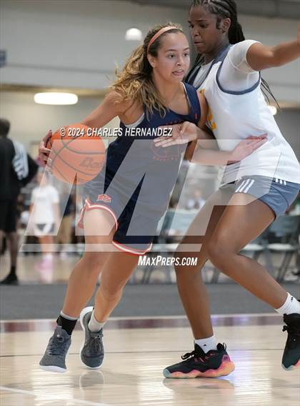 Thumbnail 2 in Brandeis vs Nimitz (Texas Association of Basketball Coaches Showcase) photogallery.