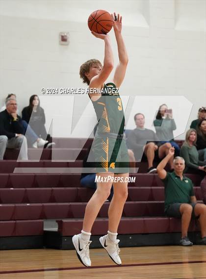 Thumbnail 1 in Stratford vs. Klein (Doghouse Invitational) photogallery.