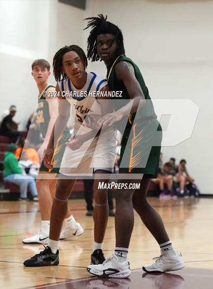 Thumbnail 1 in Stratford vs. Klein (Doghouse Invitational) photogallery.