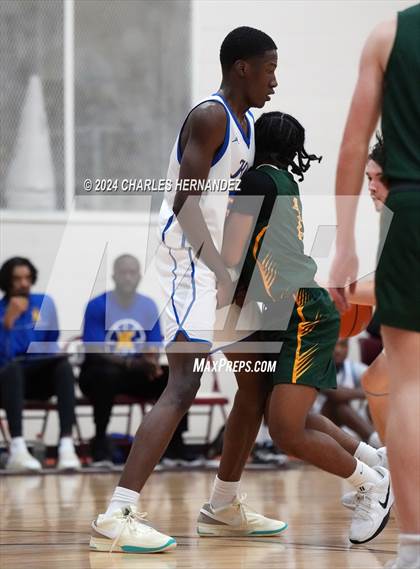 Thumbnail 1 in Stratford vs. Klein (Doghouse Invitational) photogallery.