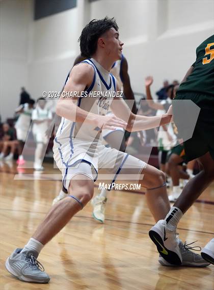 Thumbnail 1 in Stratford vs. Klein (Doghouse Invitational) photogallery.
