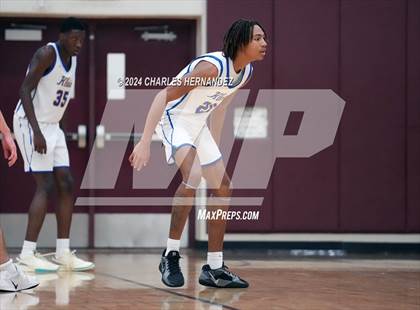 Thumbnail 1 in Stratford vs. Klein (Doghouse Invitational) photogallery.