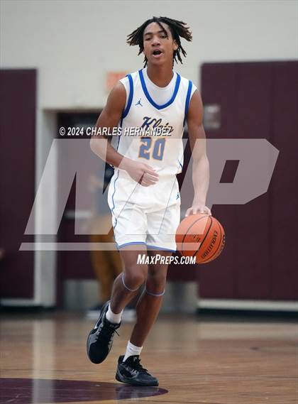 Thumbnail 3 in Stratford vs. Klein (Doghouse Invitational) photogallery.