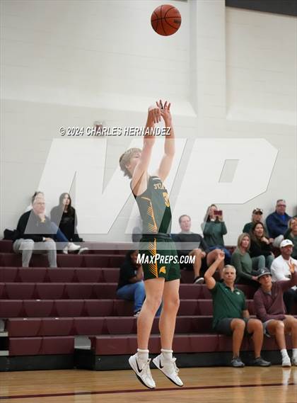Thumbnail 1 in Stratford vs. Klein (Doghouse Invitational) photogallery.