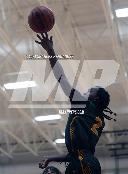 Thumbnail 1 in Stratford vs. Klein (Doghouse Invitational) photogallery.