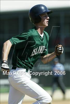 Thumbnail 3 in Coronado vs. Santa Fe Christian (D4 Section Final) photogallery.