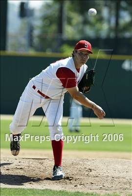 Thumbnail 2 in Coronado vs. Santa Fe Christian (D4 Section Final) photogallery.