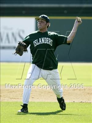 Thumbnail 3 in Coronado vs. Santa Fe Christian (D4 Section Final) photogallery.