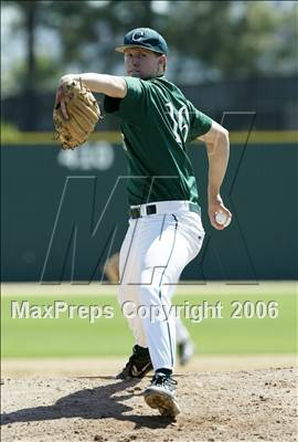 Thumbnail 1 in Coronado vs. Santa Fe Christian (D4 Section Final) photogallery.