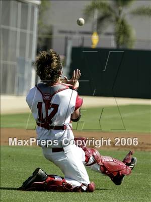 Thumbnail 1 in Coronado vs. Santa Fe Christian (D4 Section Final) photogallery.