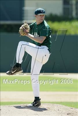 Thumbnail 2 in Coronado vs. Santa Fe Christian (D4 Section Final) photogallery.