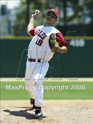 Thumbnail 3 in Coronado vs. Santa Fe Christian (D4 Section Final) photogallery.