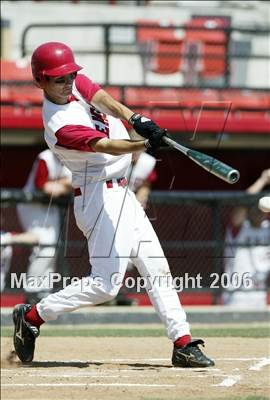 Thumbnail 1 in Coronado vs. Santa Fe Christian (D4 Section Final) photogallery.
