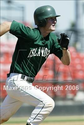 Thumbnail 2 in Coronado vs. Santa Fe Christian (D4 Section Final) photogallery.
