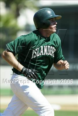 Thumbnail 2 in Coronado vs. Santa Fe Christian (D4 Section Final) photogallery.