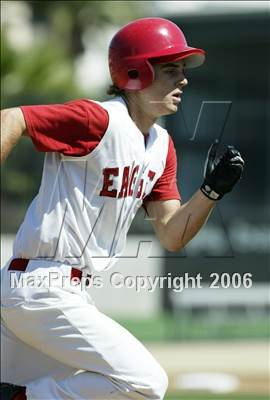 Thumbnail 1 in Coronado vs. Santa Fe Christian (D4 Section Final) photogallery.