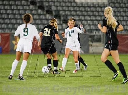 Thumbnail 1 in Mountain Vista vs. Rock Canyon (CHSAA 5A Final) photogallery.