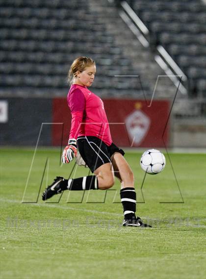 Thumbnail 1 in Mountain Vista vs. Rock Canyon (CHSAA 5A Final) photogallery.